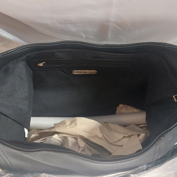 NWT Mia K.  collection Jordina 2 PCS Shoulder Bag with Matching Wallet. - Picture 3 of 7